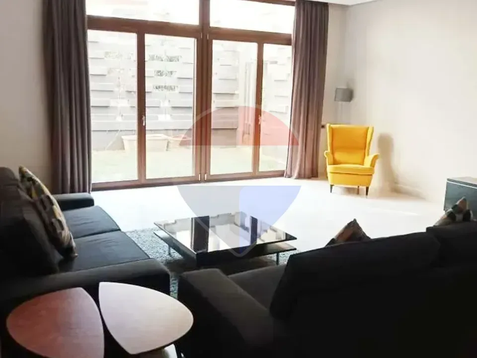 Furnished garden apartment in Forty West Sodic