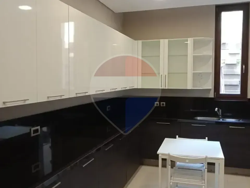 Furnished garden apartment in Forty West Sodic