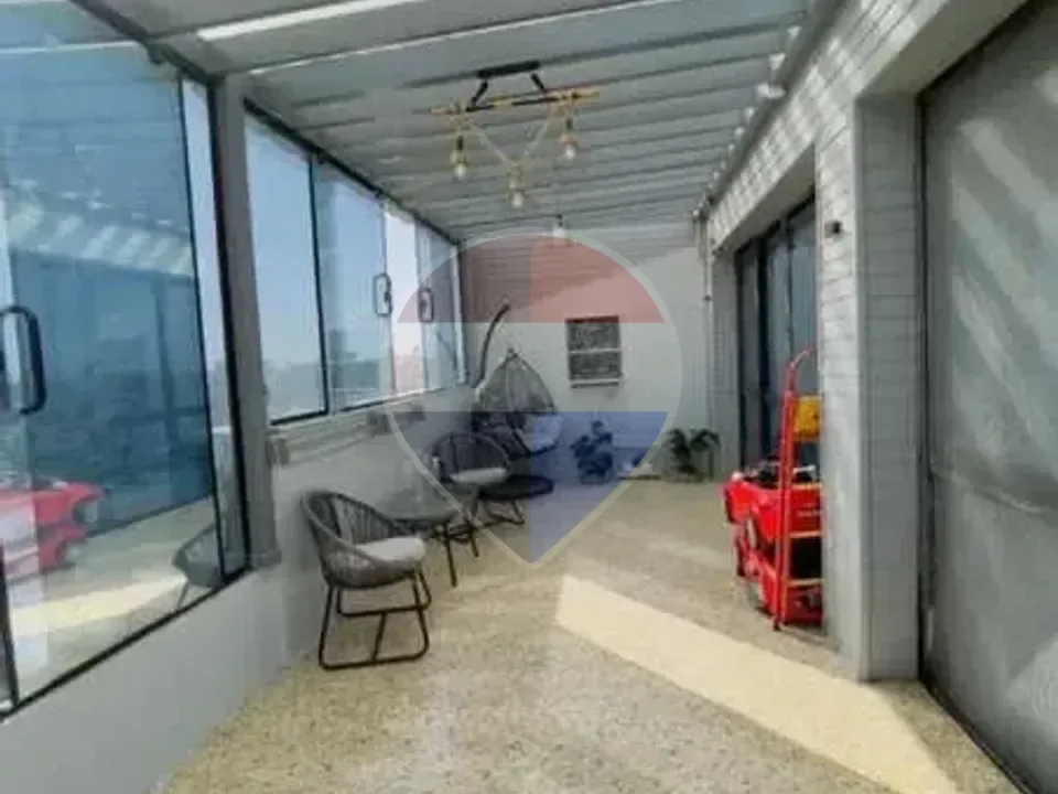 For sophisticated taste: 3-bedroom apartment (2 master) ultra super lux finishing