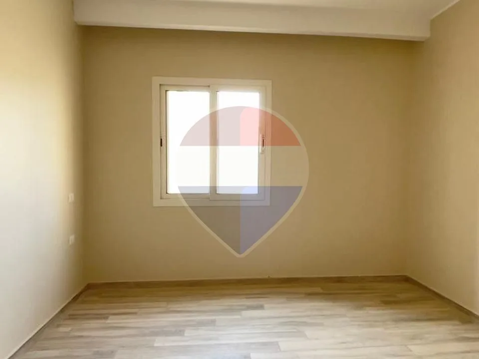 First Use Apartment for rent in October plaza