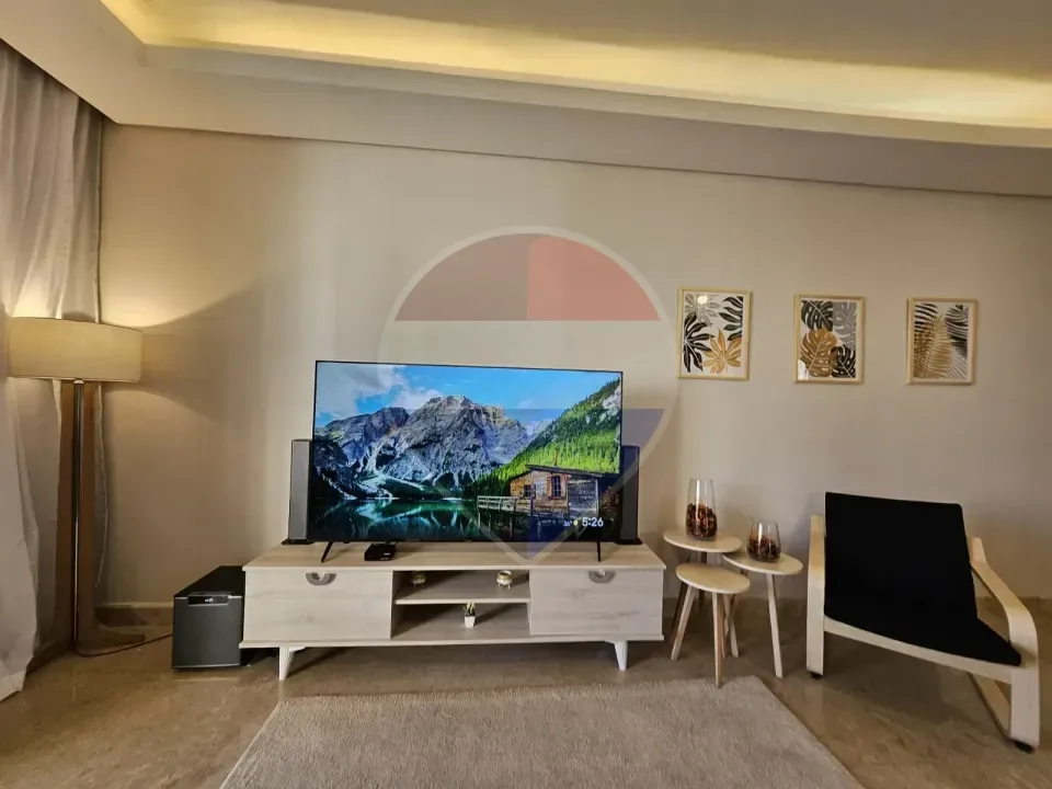 First use Luxurious furnished apartment- Zed West