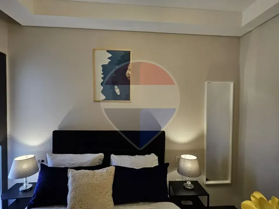 First use Luxurious furnished apartment- Zed West
