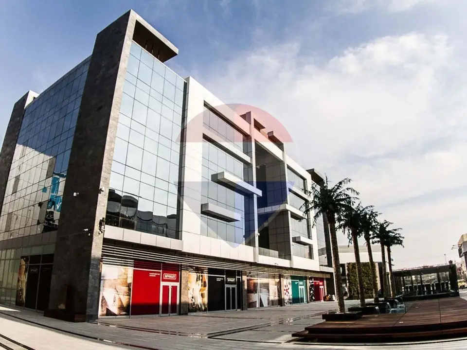 Prime Location Clinic in Twin Towers -Sheikh Zayed