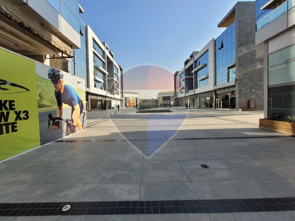 Prime Location Clinic in Twin Towers -Sheikh Zayed