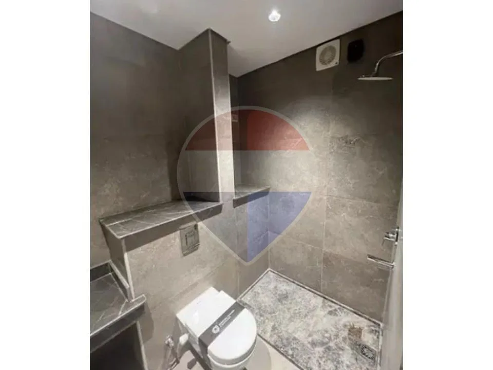 Apartment in a prime location and view -Zed Towers