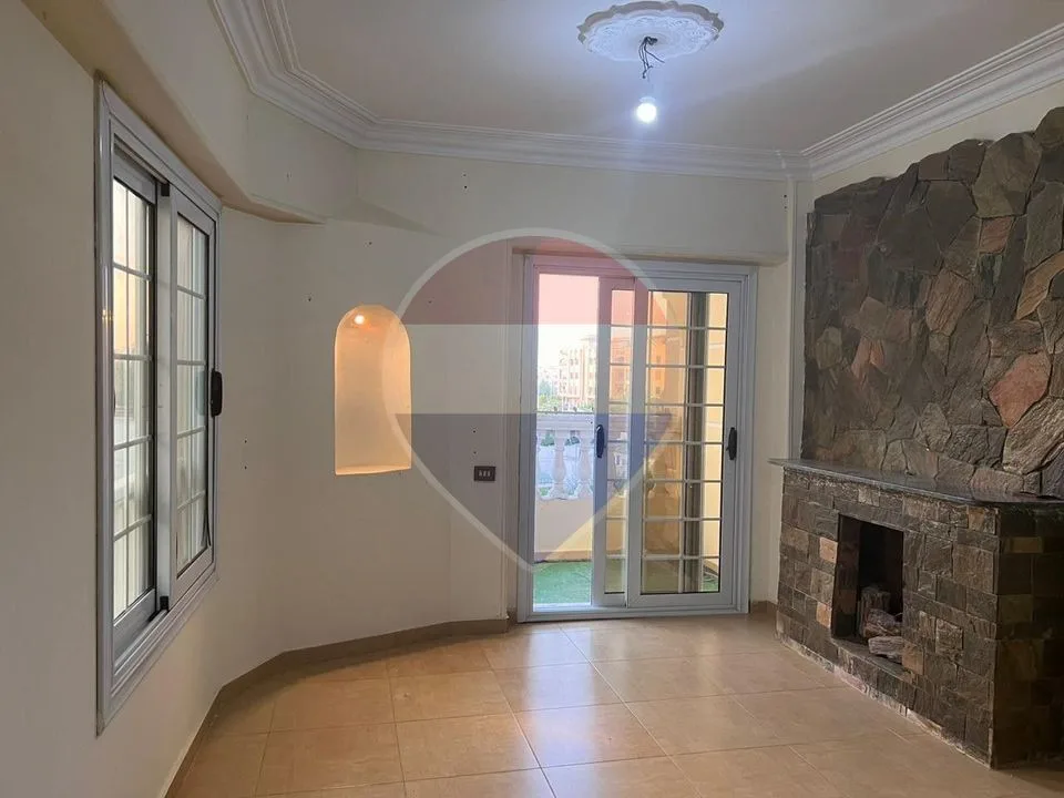 Prime Location Apartment In 7th District