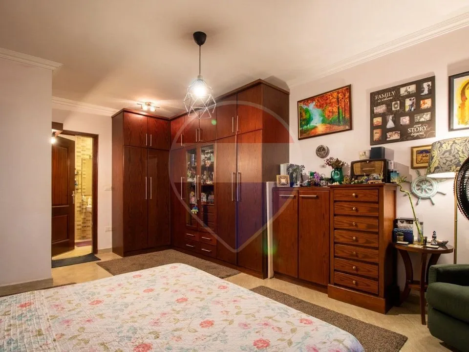 Super lux Apartment with roof terrace & view